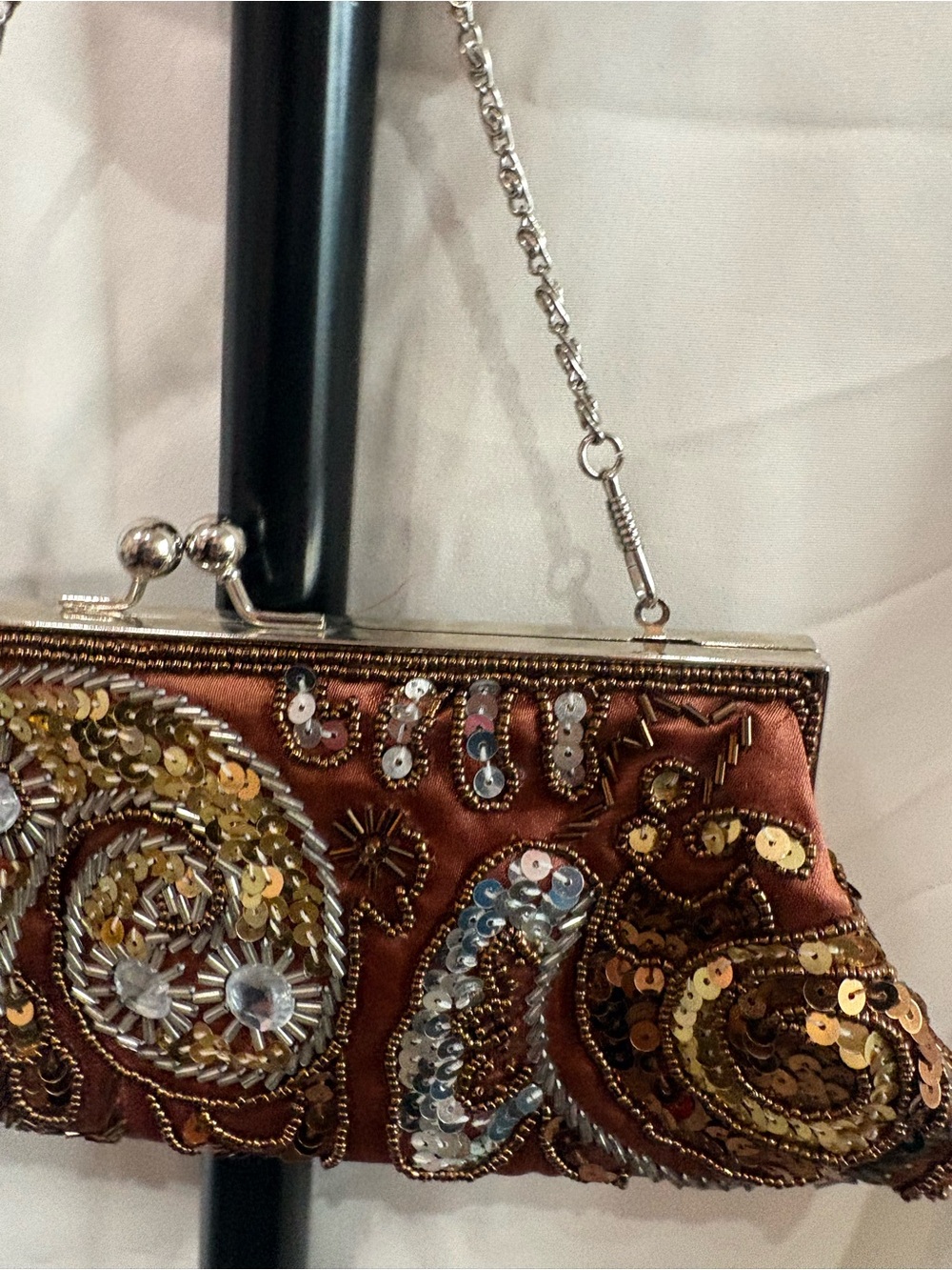 Apt. 9 Y2k Bronze Beaded Paisley Evening Bag Sequin Kiss Lock Clutch Purse